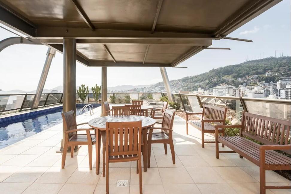 شقة Florianópolis  في Apto Na Beiramar Com Estilo المظهر الخارجي الصورة